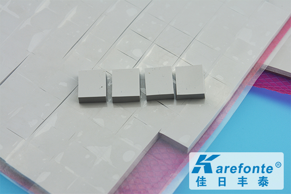 导热硅胶片和硅胶垫哪个好用？为什么？